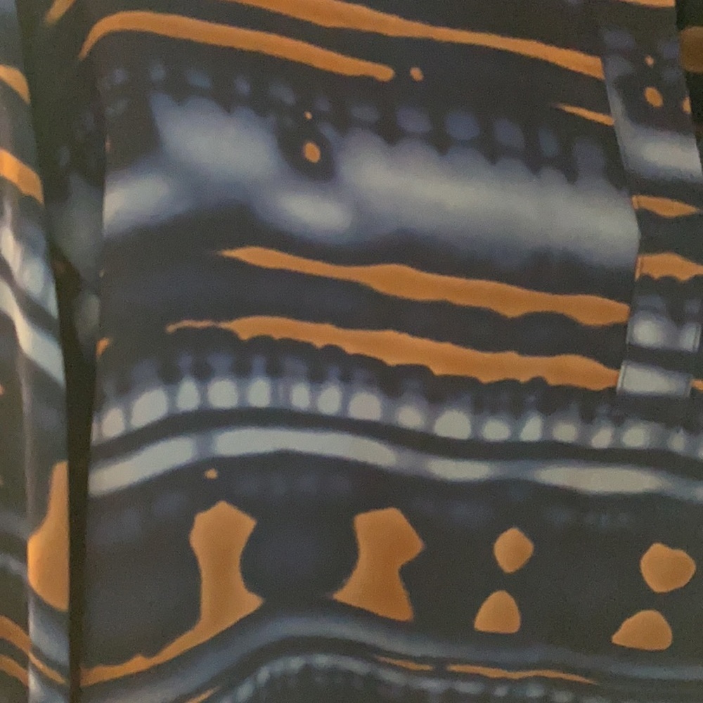 Aaron Ashe blouse - Picture 2 of 5